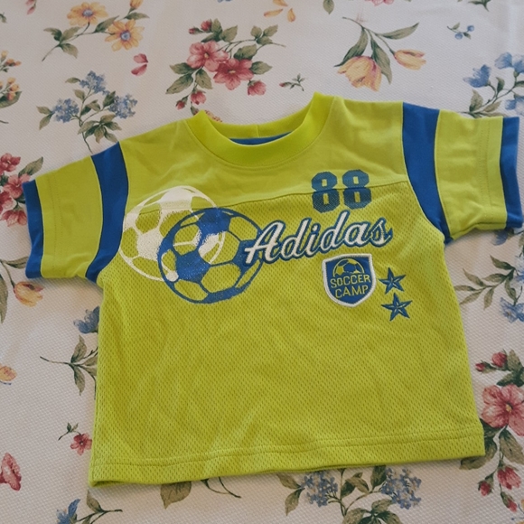 size 12M baby boys Adidas soccer shirts - Picture 2 of 6